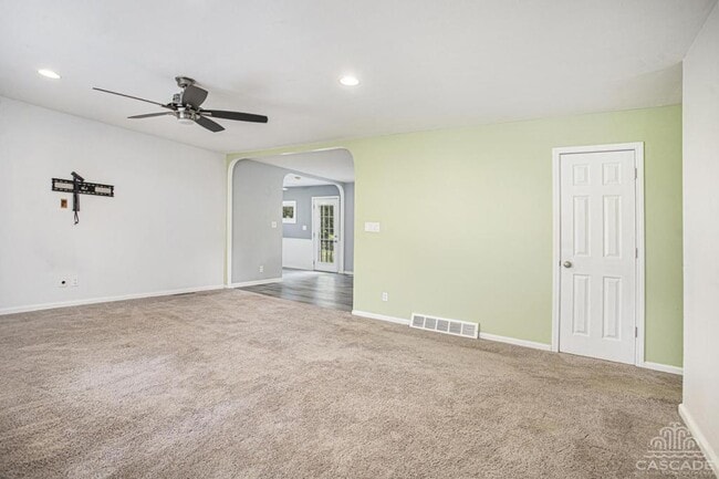 Primary Photo - 1005 W 90th Terrace