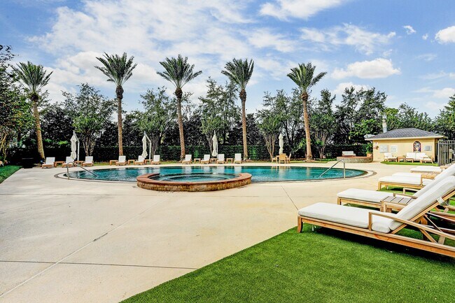 Building Photo - 3333 Allen Pkwy