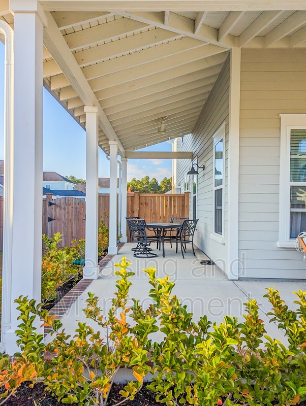 Building Photo - 286 Great Lawn Dr