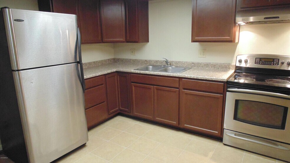 Building Photo - 18023 N 40th Pl