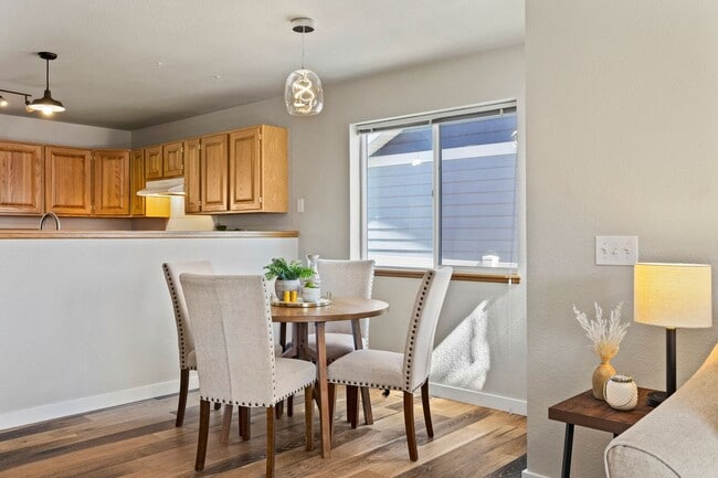 Building Photo - Charming 4-Bedroom Ranch with Low-Maintena...