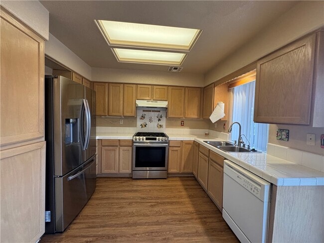 Building Photo - 1651 Segovia Way