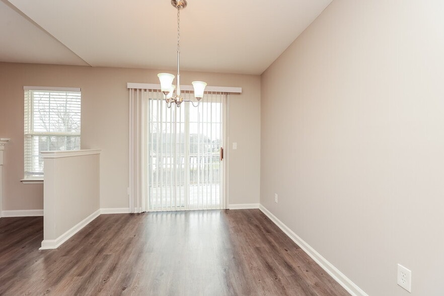 Building Photo - 406 Meagan Cove