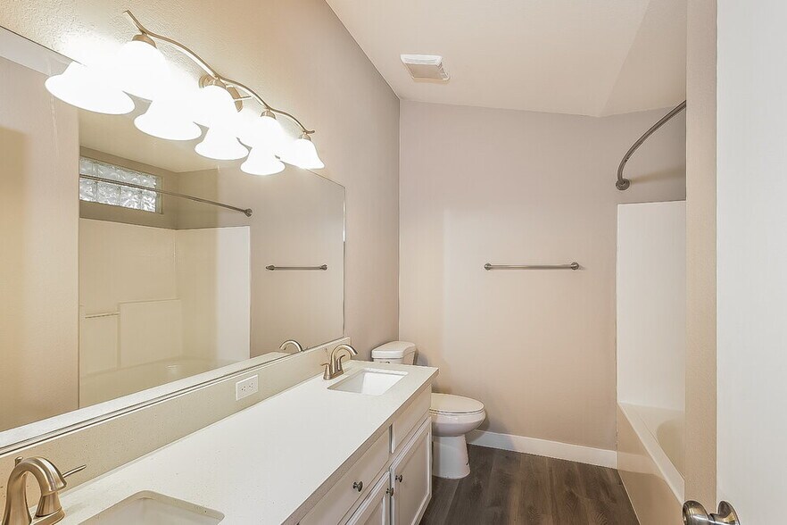 Building Photo - 4007 Mystic Canyon Ct