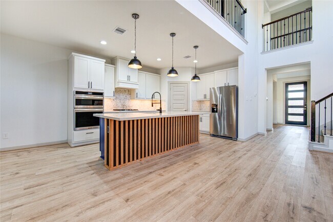 Building Photo - 3223 Cripple Creek Dr