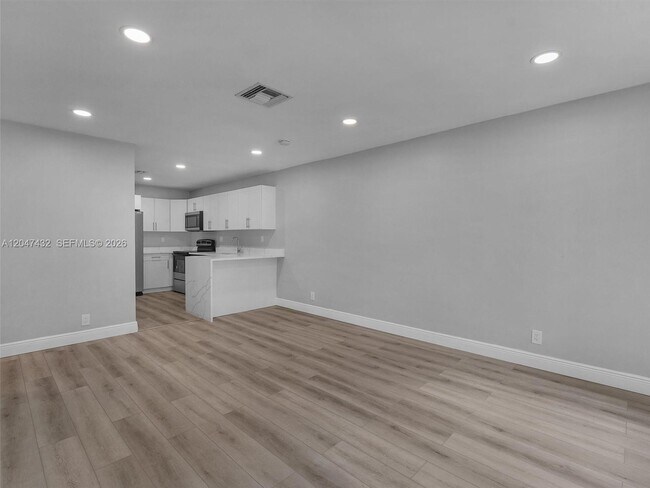 Building Photo - 10373 NW 35th St