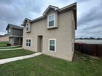 Building Photo - 622 Meadow Arbor Ln