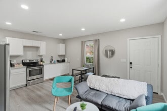 Building Photo - 830 Porter St