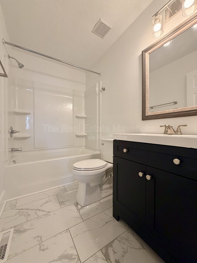 Building Photo - 308 Gillespie Rd