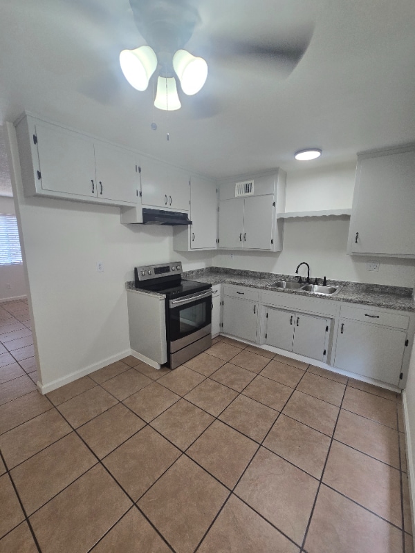 Building Photo - 3901 Soranno Ave