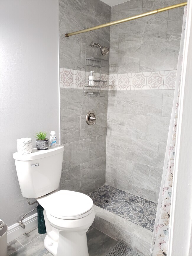 Building Photo - 8211 12th Way N