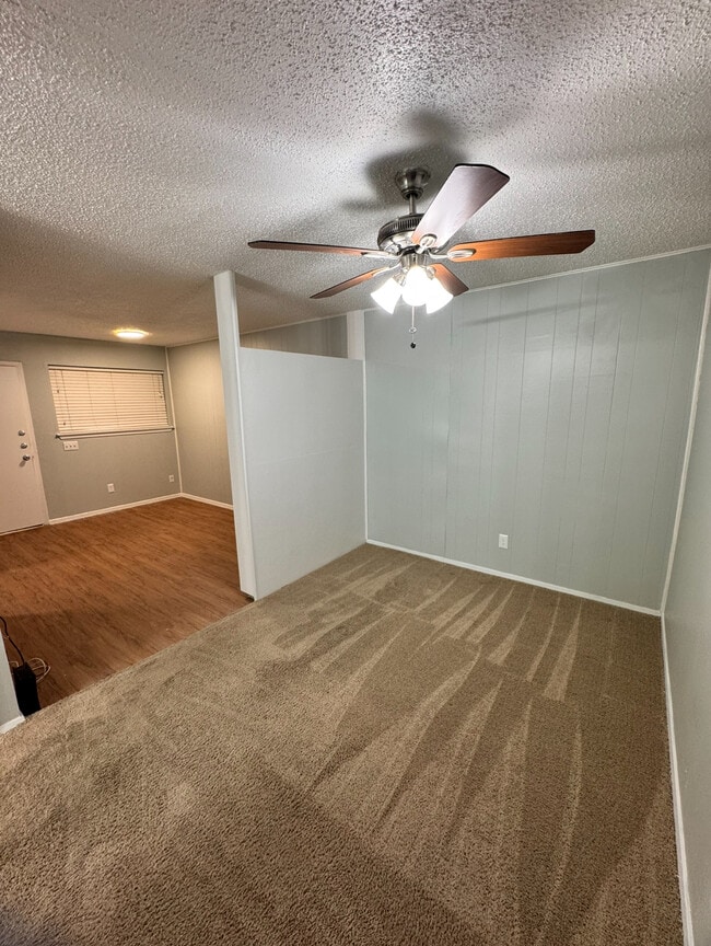 Building Photo - 40 Hyde Park