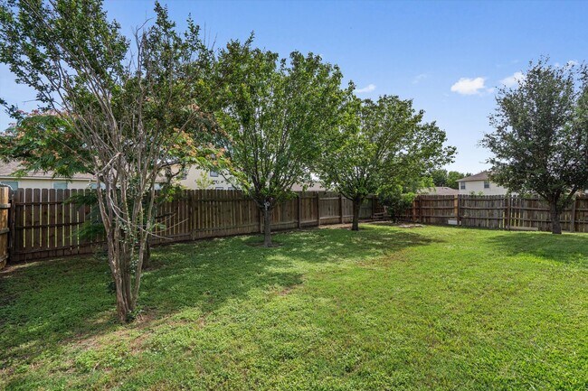 Building Photo - 142 Jack Rabbit Ln