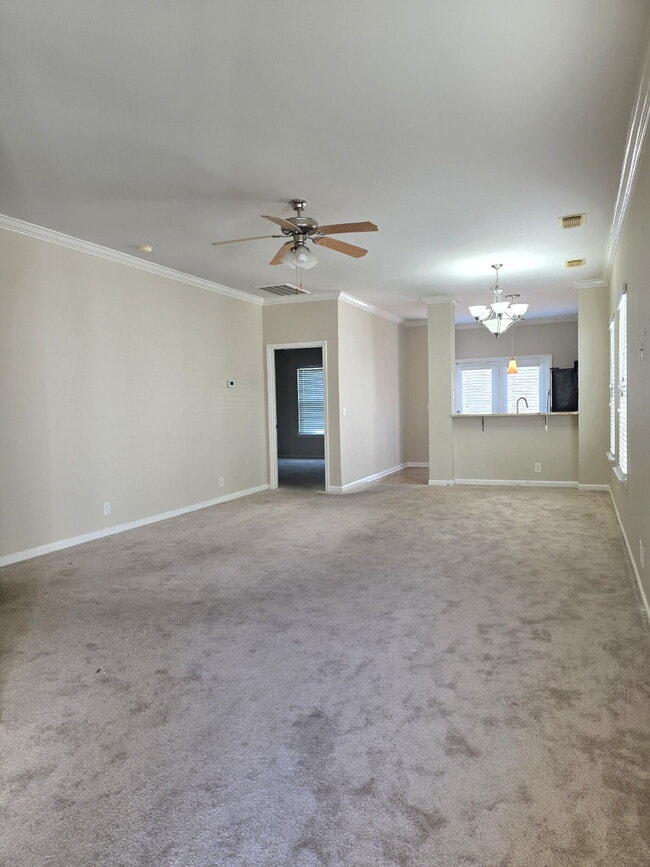 Building Photo - 2 BR Harbor Village Condo
