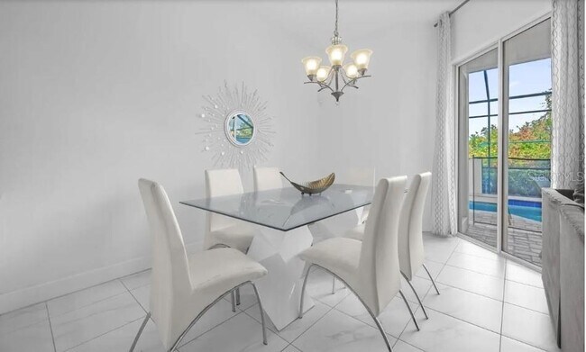 Building Photo - 450 Captiva Dr