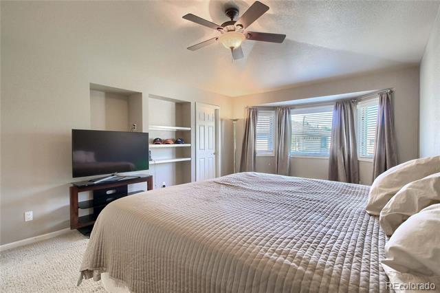 Building Photo - 5062 E Cherry Creek S Dr