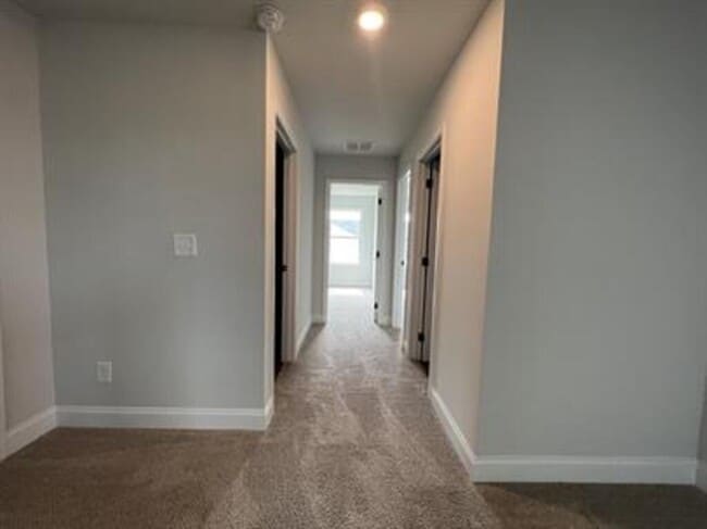 Building Photo - 1389 River Mist Cir