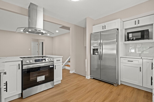 Building Photo - 1813 W Pheasant Trail