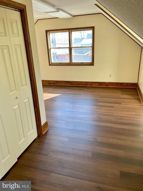 Building Photo - 519 Winchester Ave