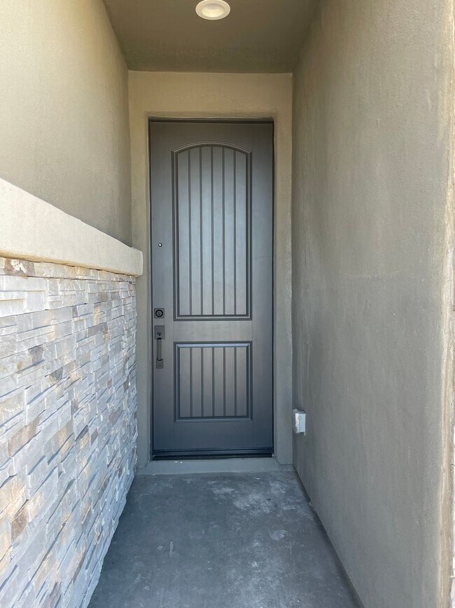 Building Photo - 13419 W Crimson Ter