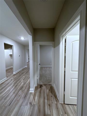 Building Photo - 2024 Brentwood Dr