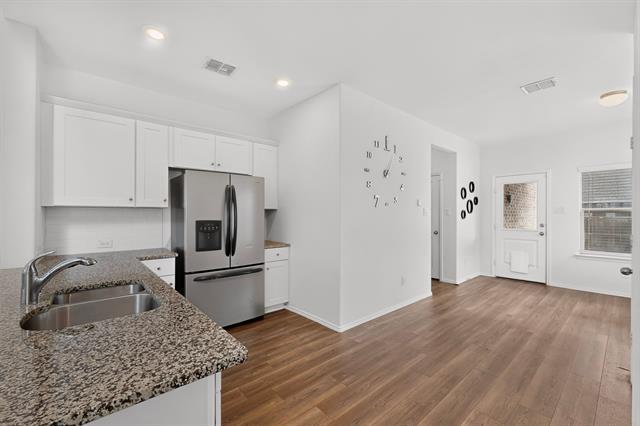 Building Photo - 2285 Obsidian Dr