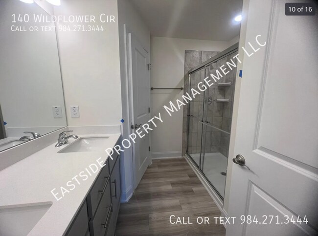 Building Photo - 140 Wildflower Cir