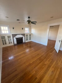 Building Photo - 1203 SW 10th Ave