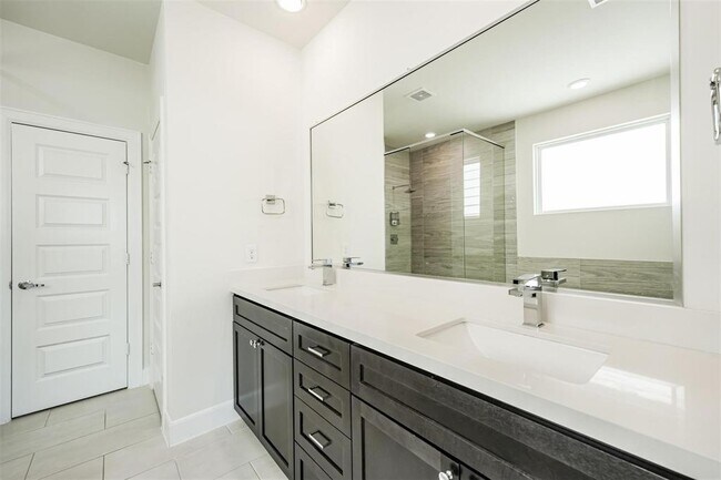 Building Photo - 2705 Eado Edge Ct