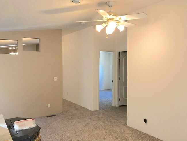 Building Photo - Mountain Living. 3 bedroom 2 bath home in Pecos, NM.