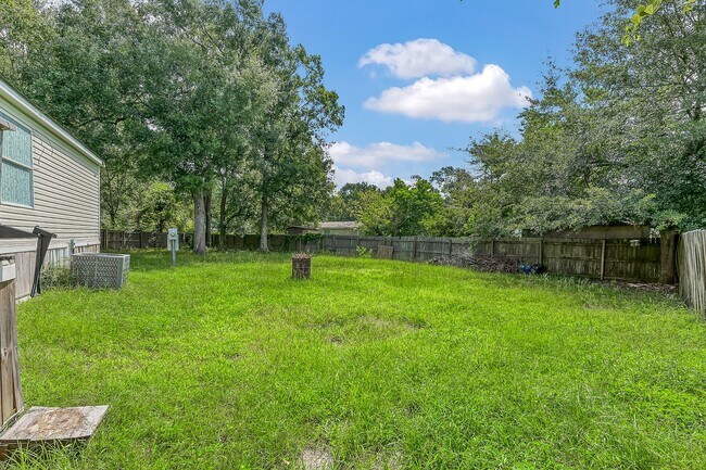 Building Photo - 139 Pegasus Ct