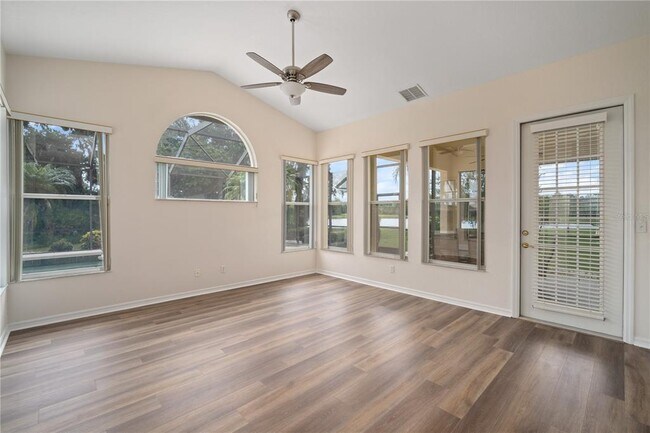 Building Photo - 1103 Signature Dr