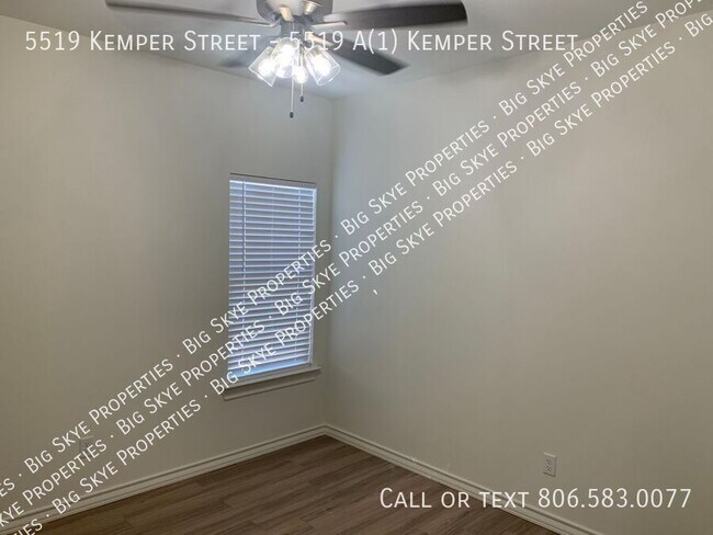 Building Photo - 5519 Kemper St