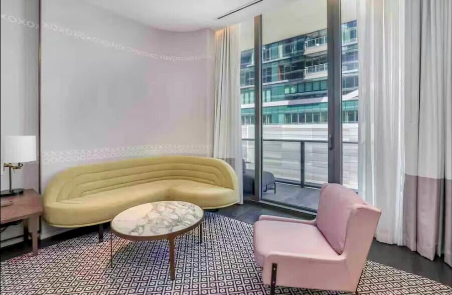 Primary Photo - 805 S Miami Ave