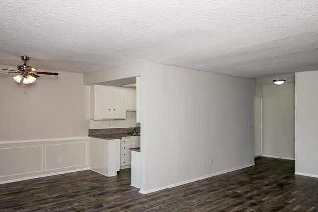 Building Photo - 285 Ea California Blvd