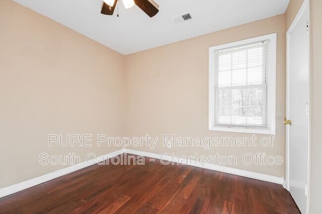 Building Photo - 6088 Bears Bluff Rd