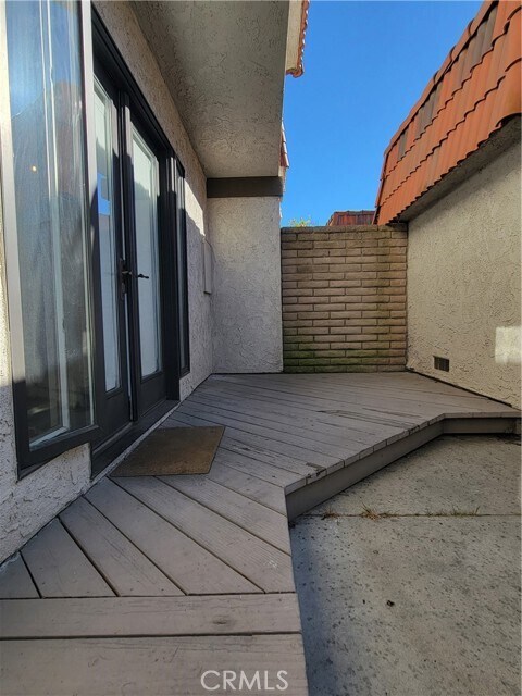 Building Photo - 27909 Ridgebluff Ct
