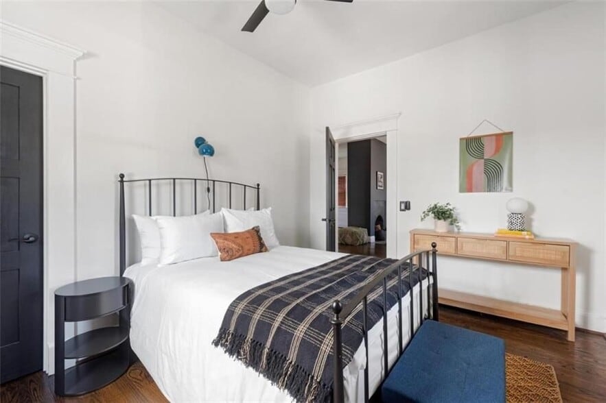 Building Photo - 1024 Kirkwood Ave SE