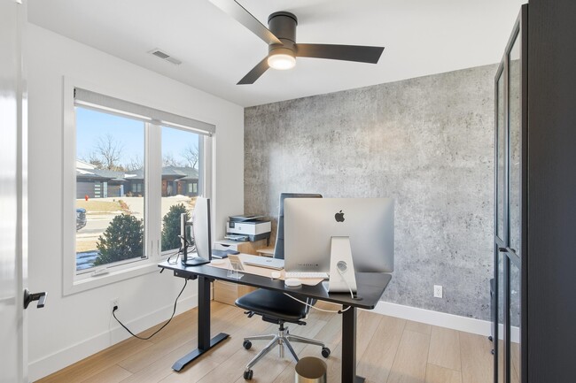 Building Photo - 1301 Haxby Ct