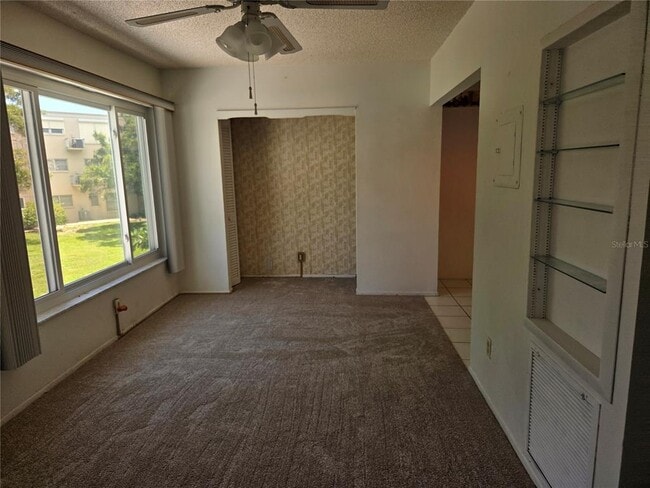 Building Photo - 2256 Philippine Dr