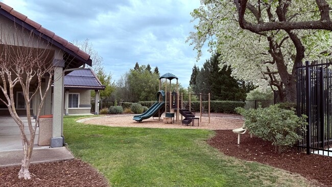 Building Photo - Stunning 4BD/3BA, Two-Story Home With Swimming Pool in Bettencourt Ranch, Danville- Available NOW!