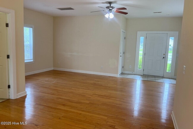 Building Photo - 1032 Lake Norman Ln