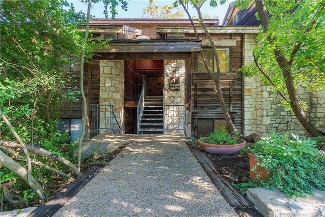 Building Photo - 8200 Neely Dr