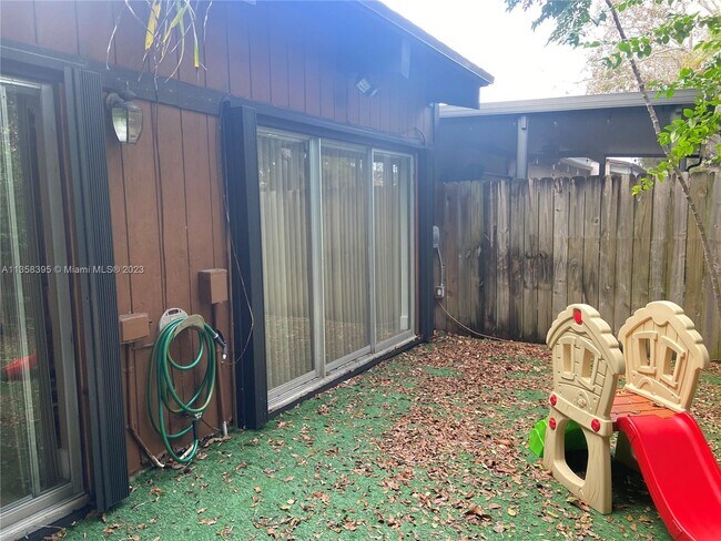 Building Photo - 13505 SW 101st Ln