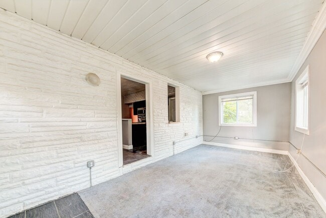 Building Photo - 311 Boggs Ave