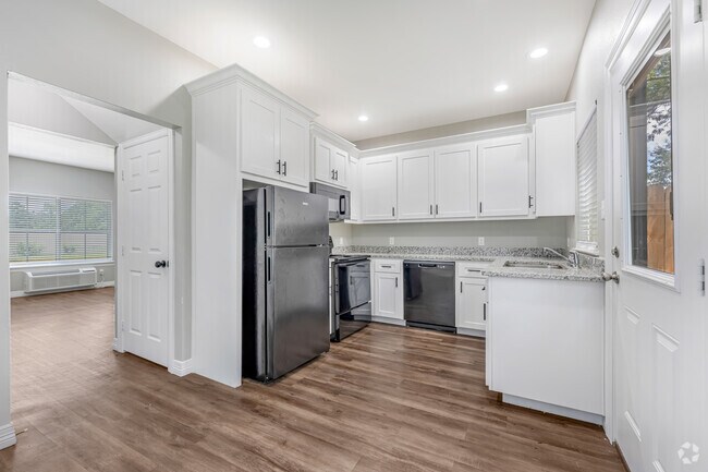 2BR, 1.5BA - 1,000SF - Kitchen - 5927 East Highway 80