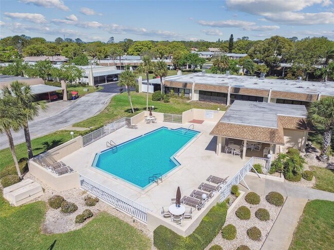 Building Photo - 8130 Braddock Cir