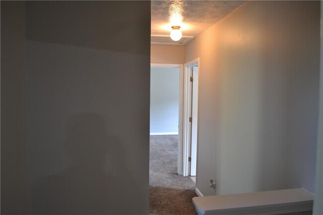 Building Photo - 1591 Willow Bend Way