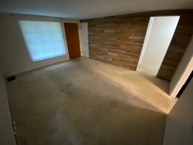 Building Photo - 1110 Roosevelt St