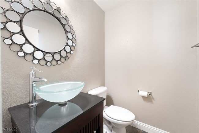 Building Photo - 182 Gilliflower Ave